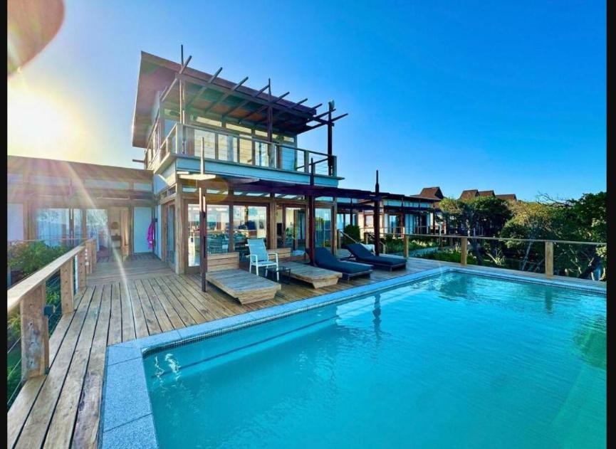 Aloha 29: exterior da casa à beira-mar com piscina privada, Ponta Mamoli, Moçambique