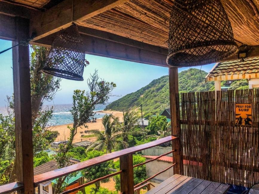 Véranda avec vue sur la mer à Bamboo Room, Ponta do Ouro