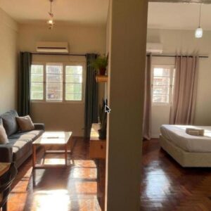 Cozy Nest: sala de estar e quarto do apartamento com cozinha própria, Avenida Salvador Allende, Maputo, Moçambique