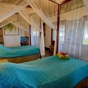 Camera twin con letti e zanzariere al Morrungulo Beach Lodge