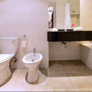 Ванная комната в отеле Pestana Rovuma, Мапуту