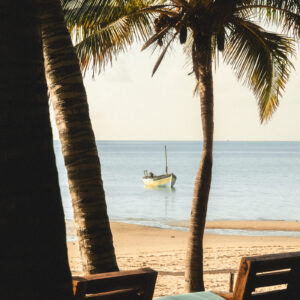 The beachfront setting of Vilanculos Beach Lodge in Vilankulo