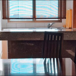 Kitchenette numa suíte do VIP Executive Suites Maputo